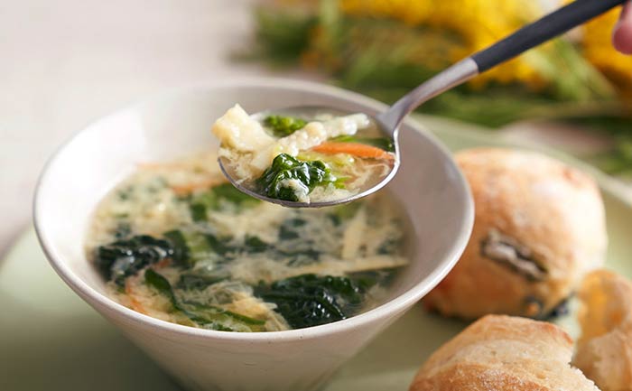筍と菜の花のふわふわ卵スープ